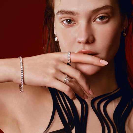Elia Ring