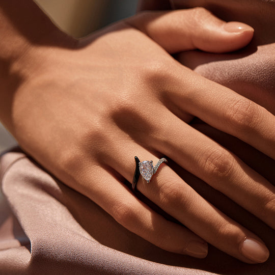 Umbra Ring