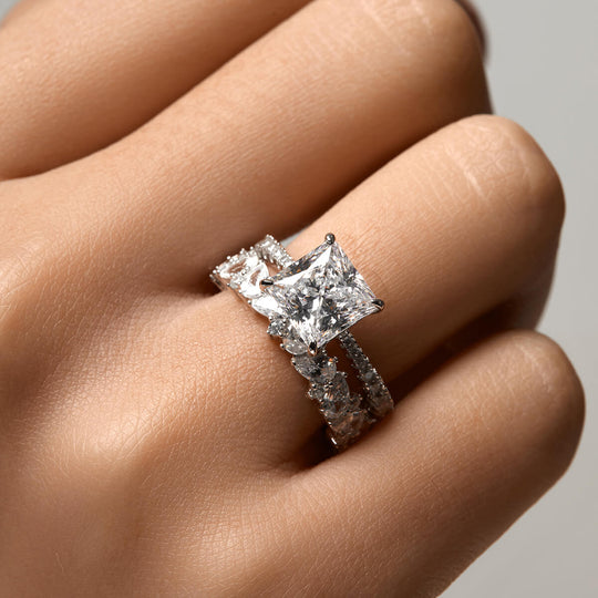 Eve Ring