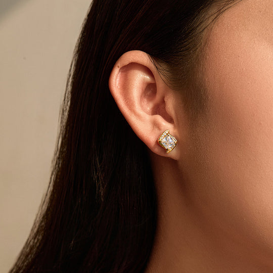 Helia Earrings
