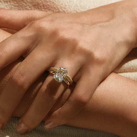 Gina Ring