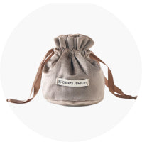 Get your FREE Travel Jewellery Pouch