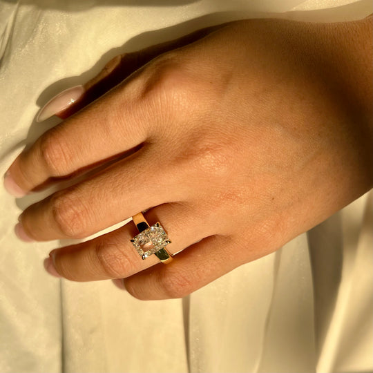 Flavia Ring