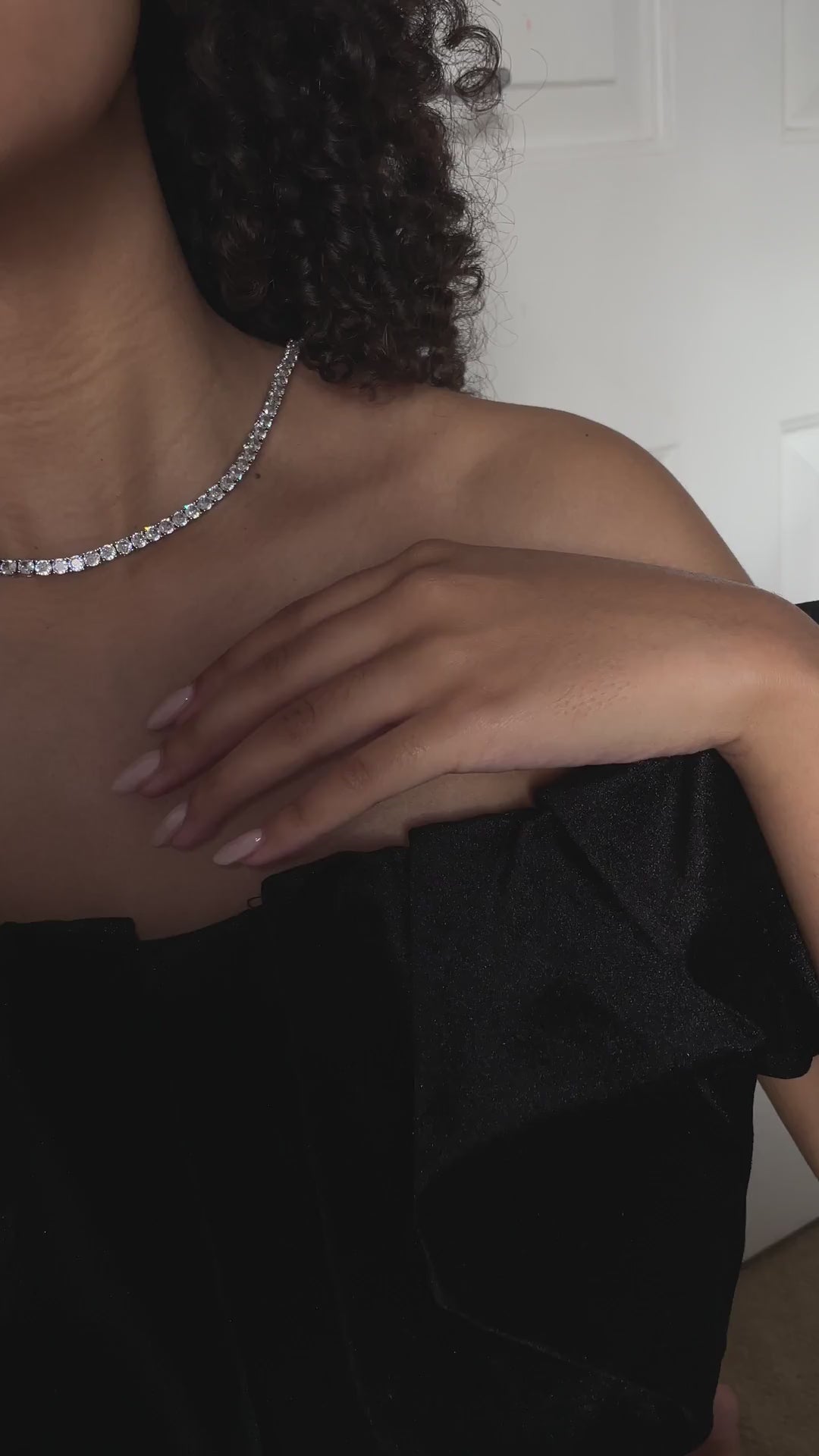 Customer video 4: OBJKTS tennis jewellery worn in real life