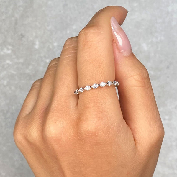 Petite Side Marquise Band
